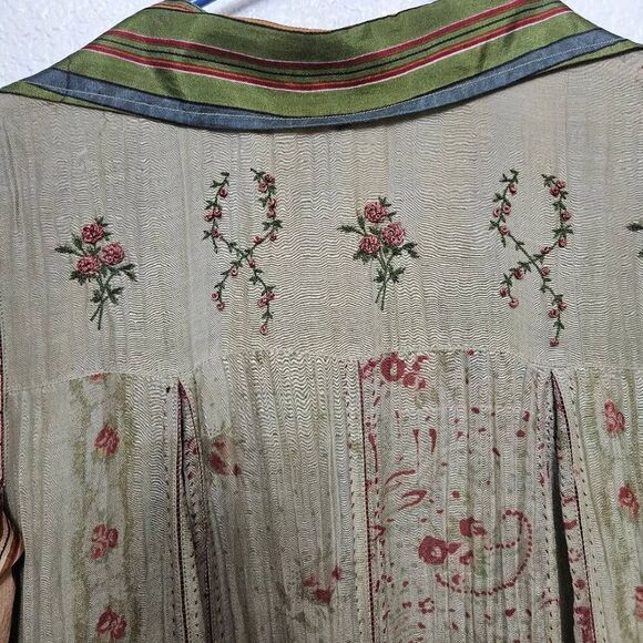 VRISA Multi color printed dress - Picture 10 of 15